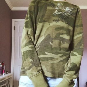 Vintage Fit American Eagle oversized camo shirt